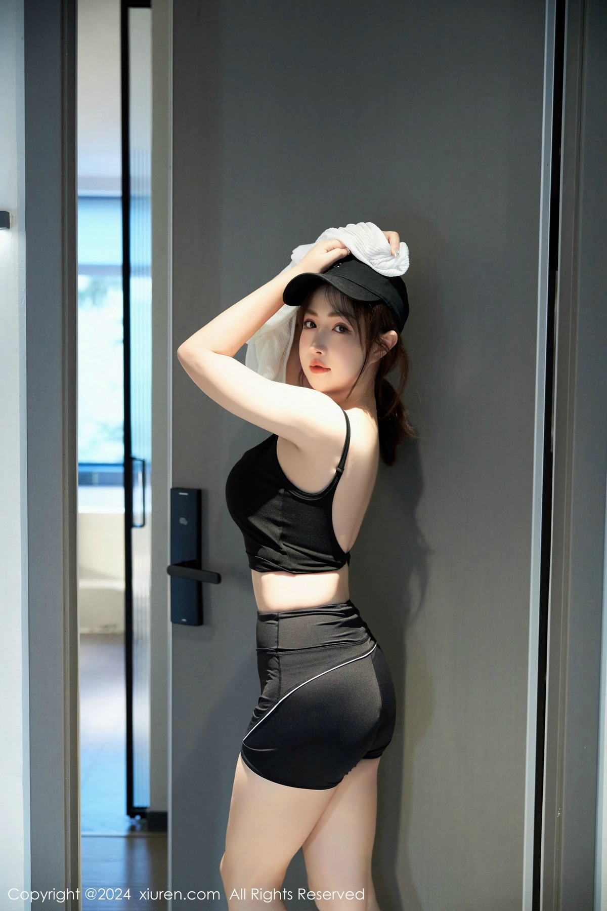 [XiuRen秀人网]第9549期养乐多写真